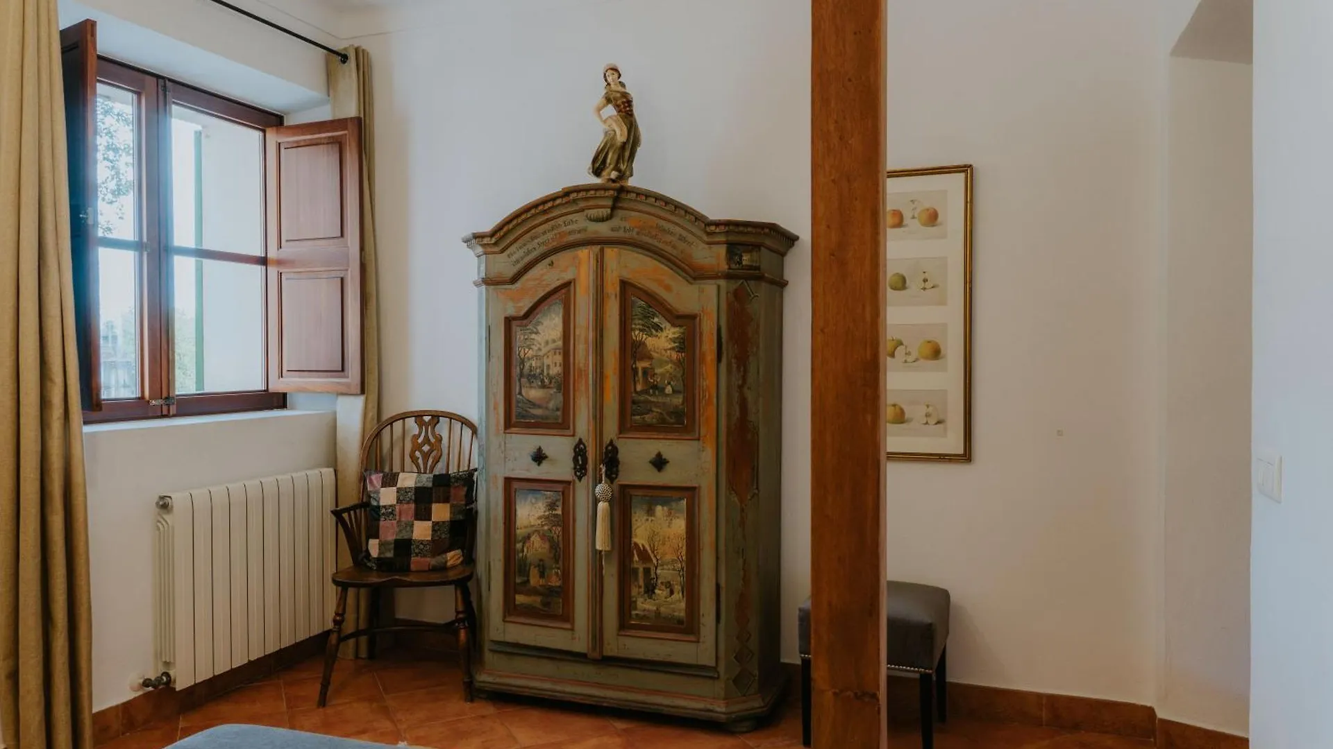 فندق مبيت وإفطار لوكماجور Suite Tramuntana Im Es Llobets إسبانيا